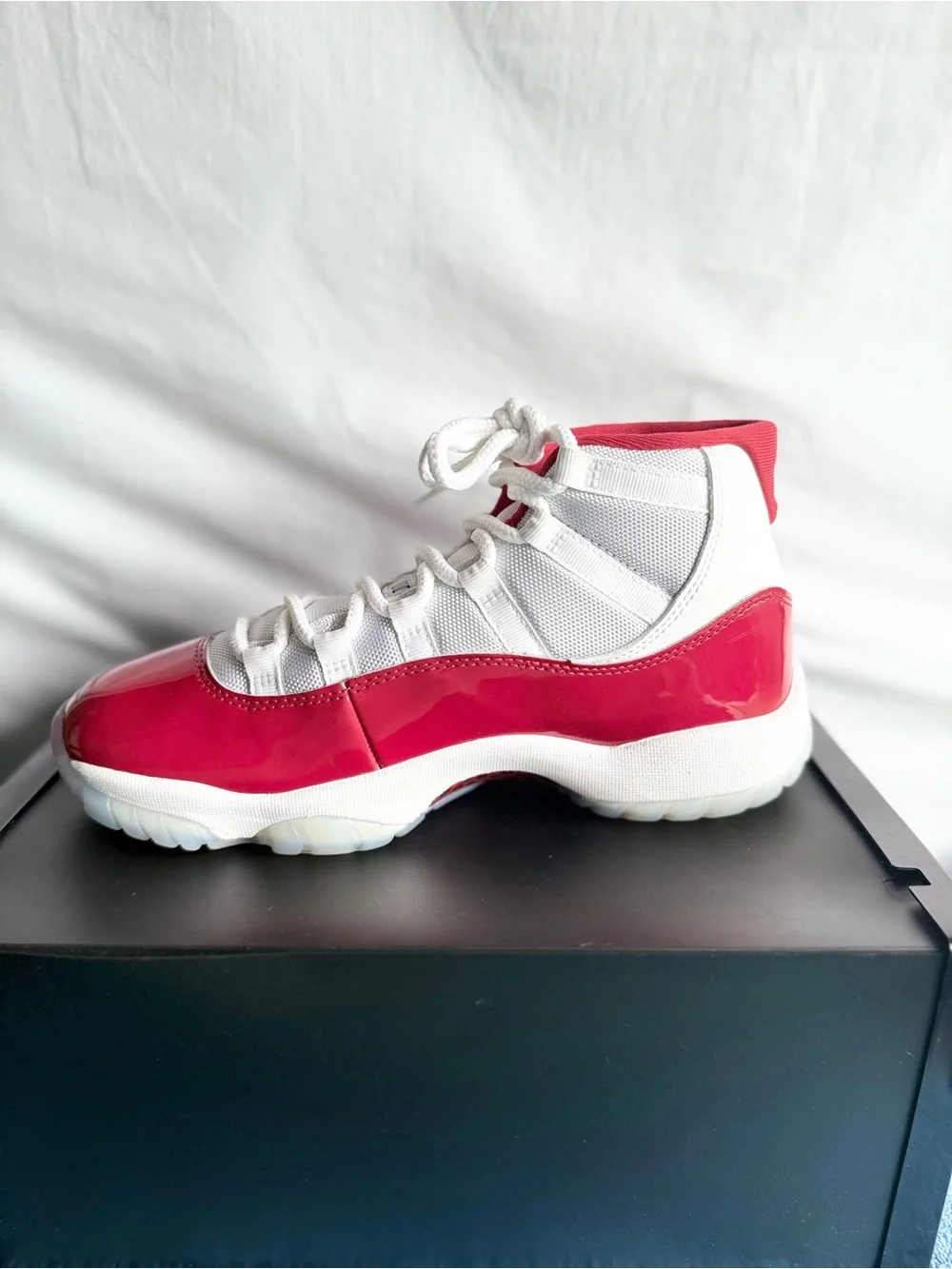AUTHENTIC Jordan 11 Retro Cherry size 8 CT8012-116 2022 PRE-OWNED